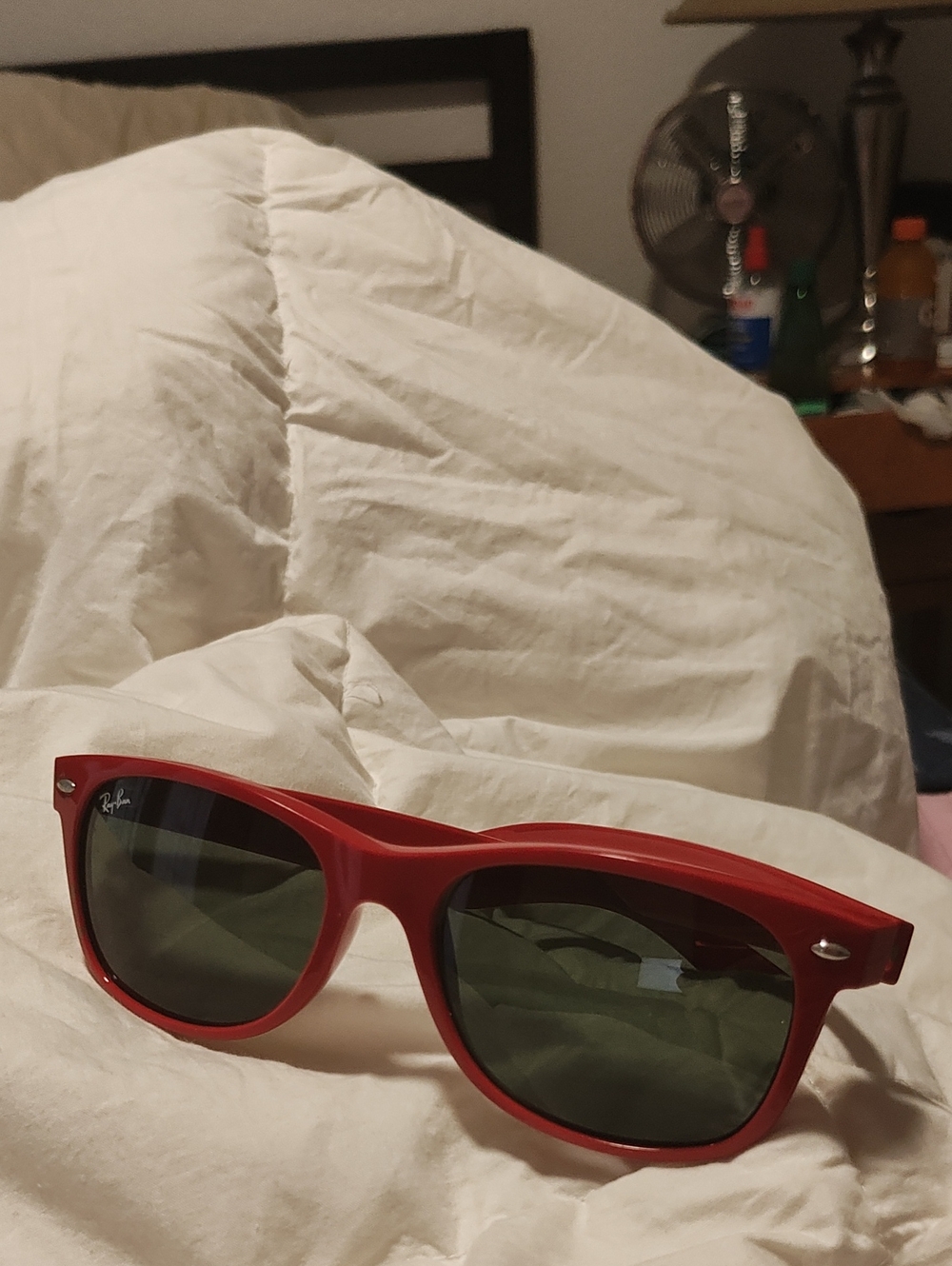 Ray•Ban Wayfarers Red Sunglasses New Store Display,Box Case Cloth & Paper Work